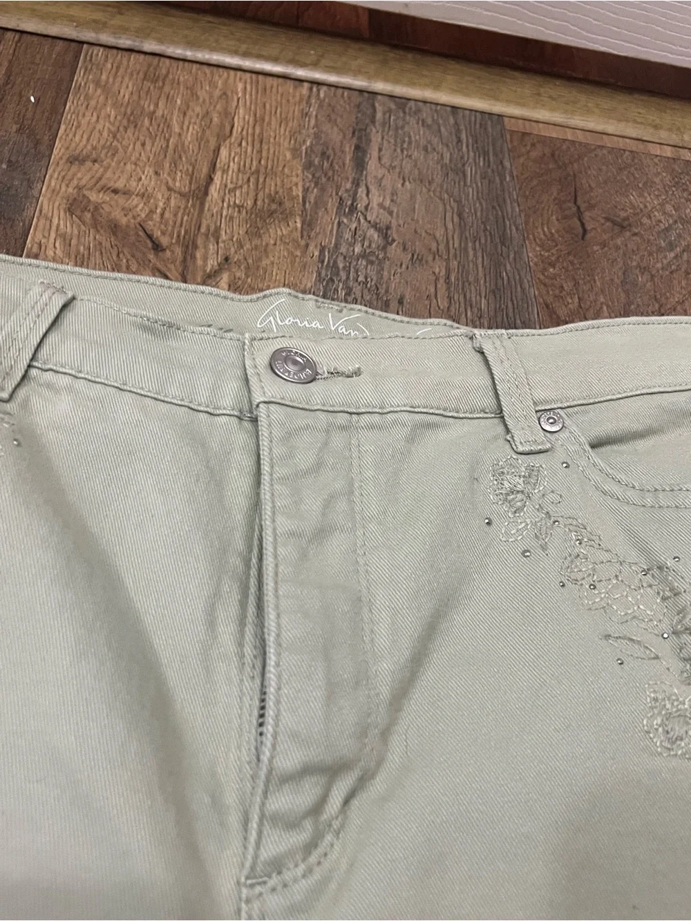 Women's Light Sage Embroidered with studded Sparkle Capri Jeans